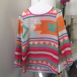 Colorful chiffon tribal print top VGUC
